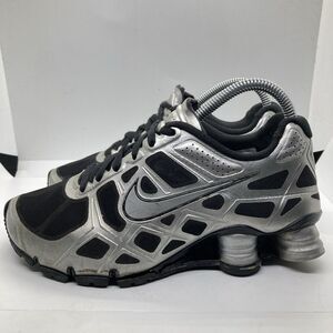 Nike Shoc Turbo size 5Y womens 6.5 Black White Shoes Sneakers